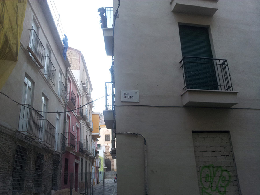 Calle Ollerias
