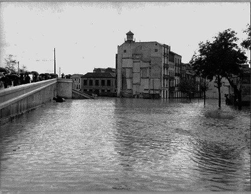 Pasillo de Santo Domingo. Inundaciones años 60.