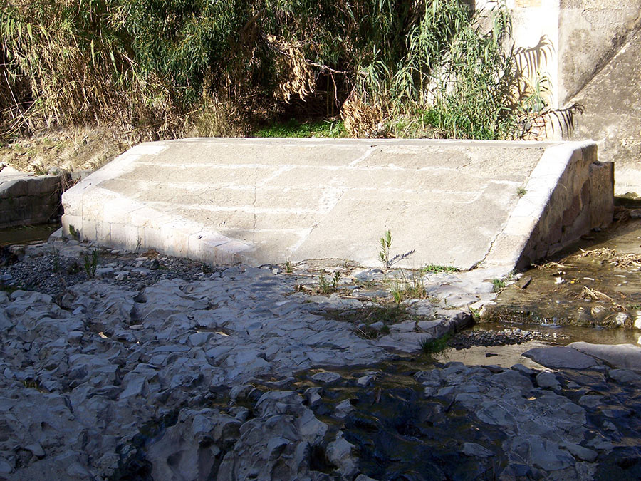 Azud de captación del acueducto de San Telmo