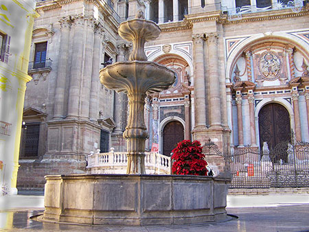 Fuente de la Plaza del obispo, junto al arzobispado